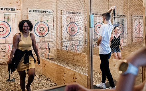 Discount Axe Throwing Session